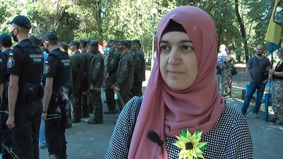 Ніяра Мамутова, голова кримськотатарської громадської організації «Ана Юрт» Ніяра Мамутова, голова кримськотатарської громадської організації «Ана Юрт»