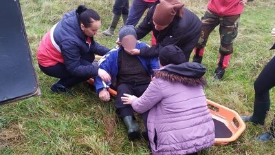 Прикарпатські рятувальники знайшли грибника, який блукав у лісі дві доби (оновлено)