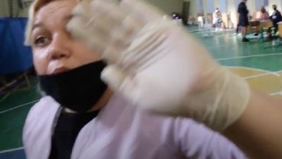 У Херсоні секретарка комісії забороняла журналісту знімати на дільниці