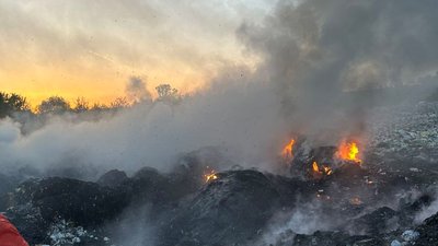 Внаслідок пожежі на сміттєзвалищі у місті Чоп травмувався 56-річний чоловік Внаслідок пожежі на сміттєзвалищі у місті Чоп травмувався 56-річний чоловік