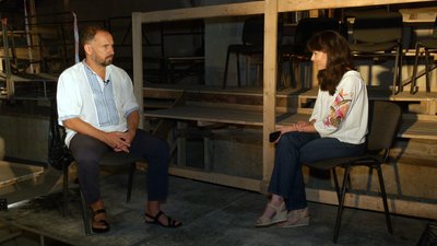 "Нас зомбували, що все українське — низькопробне і шароварщина". Директор Франківського драмтеатру про війну і мистецтво "Нас зомбували, що все українське — низькопробне і шароварщина". Директор Франківського драмтеатру про війну і мистецтво