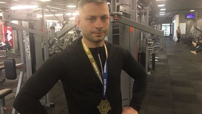 Більше за власну вагу: сум'янин Денис Гончаров переміг на чемпіонаті Європи з пауерліфтингу