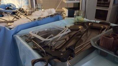 Невідкладні хірургічні операції та госпіталізації не призупиняють — МОЗ