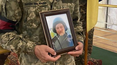 У Луцьку попрощалися з загиблим військовим Віталієм Степанишеним