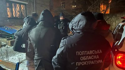 Вимагання 17 тисяч гривень: патрульного з Кременчука взяли під варту