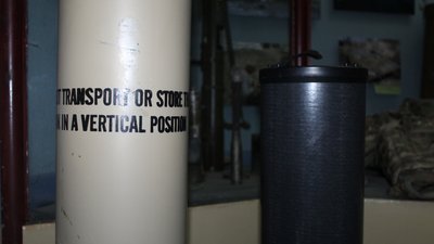 Контейнер для артилерійського снаряду 155 міліметрів Контейнер для артилерійського снаряду 155 міліметрів