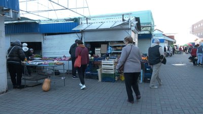 Особливо здорожчали тепличні: за скільки продають овочі на черкаських ринках Особливо здорожчали тепличні: за скільки продають овочі на черкаських ринках