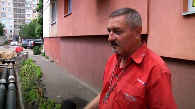 Розкопали дорогу і два роки поспіль у середмісті Житомира ремонтують теплотрасу