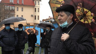 У Коломиї мешканці п’ятиповерхівки виступають проти зведення торгового центру поруч