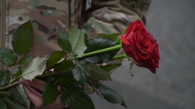 У Дніпрі влаштували ходу до Дня пам'яті та примирення, — фоторепортаж У Дніпрі влаштували ходу до Дня пам'яті та примирення, — фоторепортаж