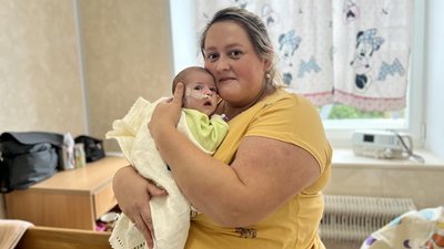 Мама Мар'яна з донькою Олесею Мама Мар'яна з донькою Олесею