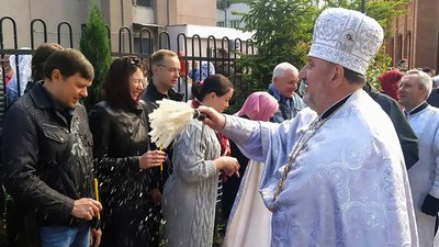 У Кропивницькому освячують великодні кошики