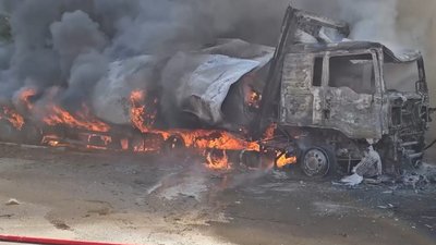 Херсон, вантажівка, пожежа, дрон, обстріли