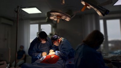 Хірурги вінницької лікарні імені Пирогова виконали три успішні реконструктивні операції обличчя