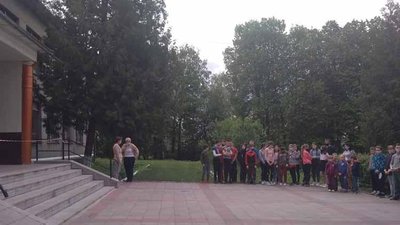 На Тернопільщині восьмикласник повідомив про замінування школи На Тернопільщині восьмикласник повідомив про замінування школи