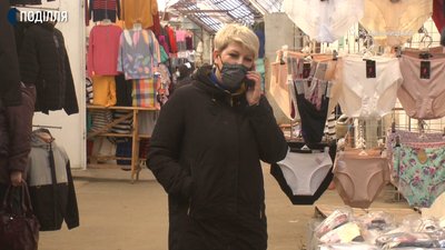 Хмельницький речовий ринок перейшов працювати в онлайн. Як відбувається торгівля