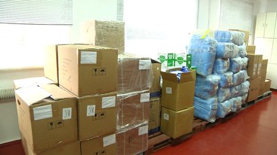 У Житомирську область передали гуманітарний вантаж із захисними костюмами та масками У Житомирську область передали гуманітарний вантаж із захисними костюмами та масками
