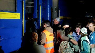 На Львівщину приїхали близько сотні людей із Запорізької та Донецької областей
