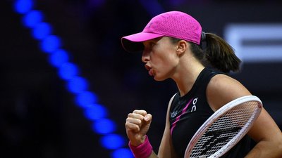 Польська тенісистка Іга Швьонтек на турнірі WTA 500 в німецькому Штутгарті.