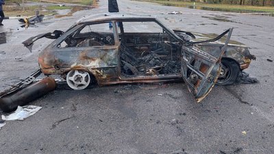 "Вікна і двері тремтіли, дитина сильно злякалася" – дніпряни про ракетний удар по АЗС у Дніпрі "Вікна і двері тремтіли, дитина сильно злякалася" – дніпряни про ракетний удар по АЗС у Дніпрі