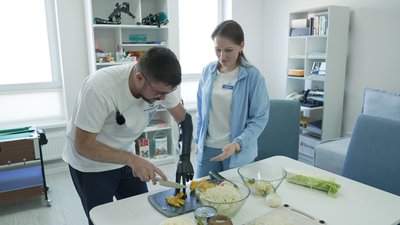 Біонічний протез, реабілітація, ергокімната