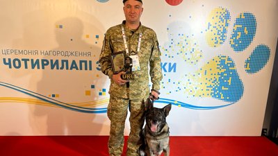 Прикордонник-кінолог з Волині започаткував династію службових собак Прикордонник-кінолог з Волині започаткував династію службових собак