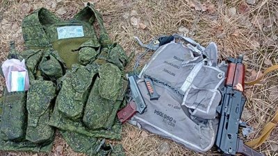 БМП, літаки, танки: на Чернігівщині військові знищують ворожу техніку та окупантів БМП, літаки, танки: на Чернігівщині військові знищують ворожу техніку та окупантів