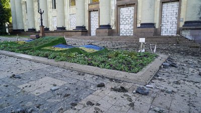 влучання ода