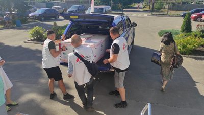 "Після обстрілу через стрес можуть загострюватися хронічні захворювання": лікарі про допомогу жителям Покровська "Після обстрілу через стрес можуть загострюватися хронічні захворювання": лікарі про допомогу жителям Покровська