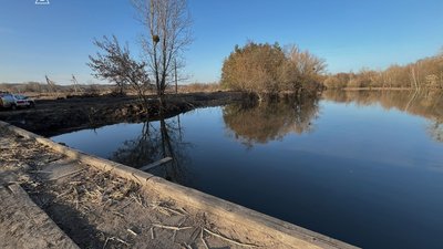 На Полтавщині на річці Ворскла ліквідували значний льодовий затор, який перекривав рух