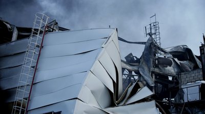 У Фастівському районі Київщини триває пожежа на нафтобазі. Фоторепортаж