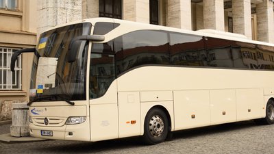 Понад 50 евакуйованих жінок та дітей відправили із Закарпаття до Болгарії