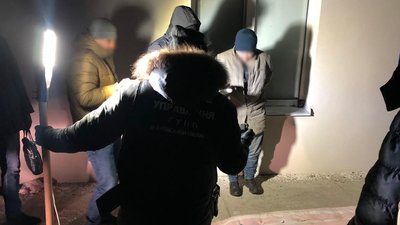 На Київщині затримали озброєну банду, поранено двох поліцейських
