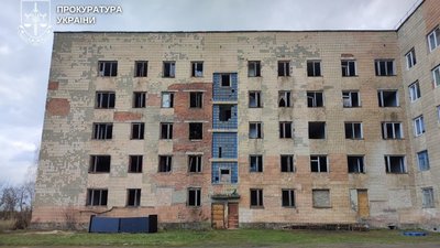 Гуртожиток професійного ліцею у селищі Клевань