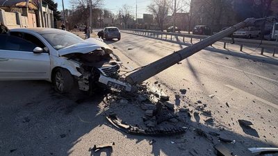 ДТП, Дніпро, проспект Науки, авто знесло стовп