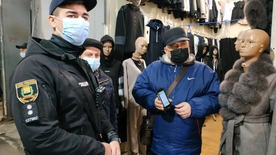 На Донеччині перевіряють місця торгівлі на дотримання карантинних обмежень