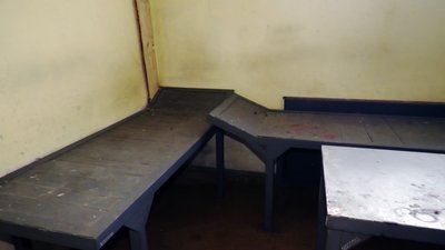 Кувалда, шокери та автомати: свідчення жителів Вовчанська, які пережили катування під час окупації Кувалда, шокери та автомати: свідчення жителів Вовчанська, які пережили катування під час окупації