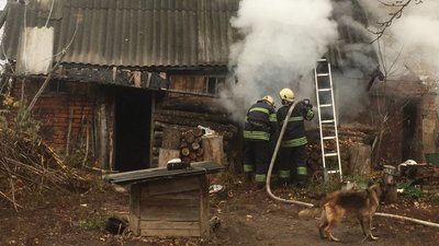На Сумщині після пожежі в будинку рятувальники виявили тіло чоловіка