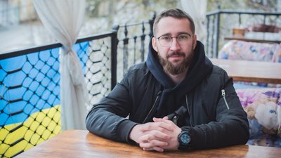 Миколаївський волонтер за півтора місяця подолав 6000 кілометрів прифронтових доріг Миколаївський волонтер за півтора місяця подолав 6000 кілометрів прифронтових доріг