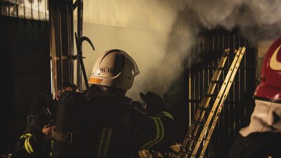 У Тернополі горіло приміщення з виготовлення дерев’яних паливних брикетів У Тернополі горіло приміщення з виготовлення дерев’яних паливних брикетів