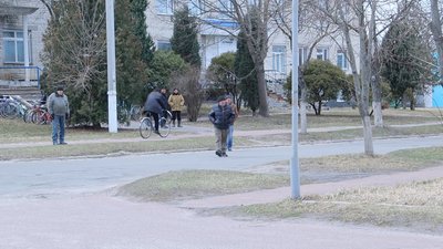 Знімали “кіно” та шукали націоналістів. Як у Ріпках жили в окупації Знімали “кіно” та шукали націоналістів. Як у Ріпках жили в окупації