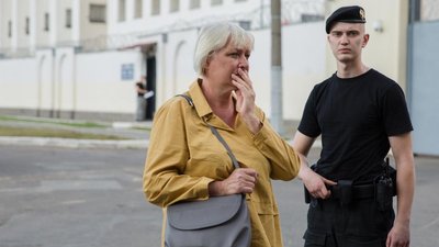 Родичі затриманих під СІЗО у Мінську Родичі затриманих під СІЗО у Мінську