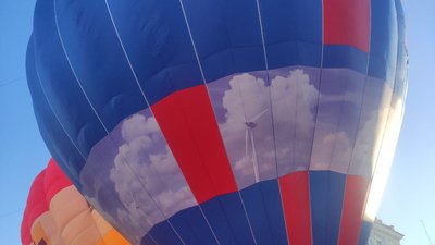 У Тернополі розпочався фестиваль повітряних куль "Файне небо" У Тернополі розпочався фестиваль повітряних куль "Файне небо"