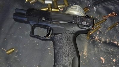 У поліції Житомирщини розповіли подробиці про вогнепальне поранення 9-річного хлопчика У поліції Житомирщини розповіли подробиці про вогнепальне поранення 9-річного хлопчика