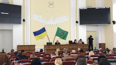 Харківську міськраду пікетують противники повернення пр. Жукова Харківську міськраду пікетують противники повернення пр. Жукова