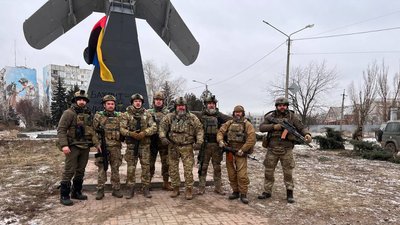 Ті, хто виборює незалежність: як підрозділ аеророзвідки з Дніпропетровщини працює на Запорізькому напрямку Ті, хто виборює незалежність: як підрозділ аеророзвідки з Дніпропетровщини працює на Запорізькому напрямку