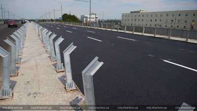 У Харкові відкрили для проїзду відремонтовану частину Комунального мосту У Харкові відкрили для проїзду відремонтовану частину Комунального мосту