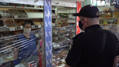 "Карантинні" рейди: як поліція перевіряє дотримання обмежень у Харкові