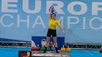Переселенець з Донеччини Євген Нескреба став триразовим чемпіоном Європи з гирьового спорту Переселенець з Донеччини Євген Нескреба став триразовим чемпіоном Європи з гирьового спорту