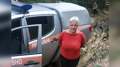 На Прикарпатті у лісі заблукала жінка, яка збирала гриби На Прикарпатті у лісі заблукала жінка, яка збирала гриби